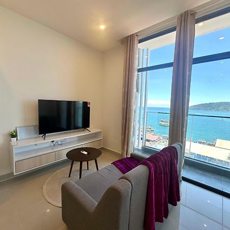 The Shore Kota Kinabalu City Centre By Lw Suites Екстер'єр фото